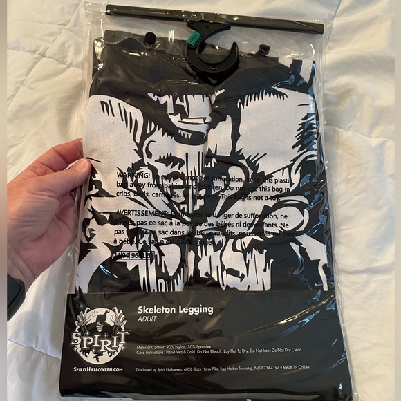 Spirit Halloween Skeleton Costume & Accessories, Halloween - Picture 15 of 16